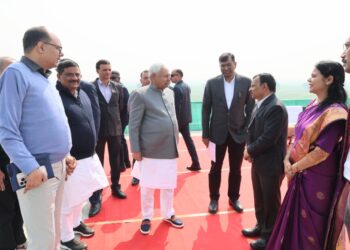 वैशाली – मुख्यमंत्री ने कच्ची दरगाह–बिदुपुर छह लेन गंगा पुल परियोजना का किया निरीक्षण, कार्य शीघ्र पूर्ण करने का निर्देश