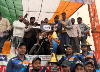 गोपालगंज- सेमरा प्रीमियर लीग डबल बाइक का फाइनल: बंगाल खाड़ बना चैंपियन, शुभम के शतक से जीता खिताब