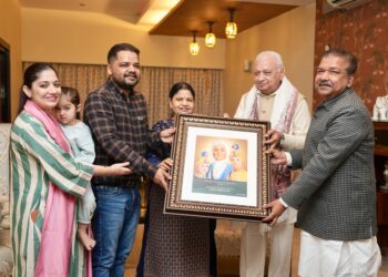 किशनगंज – एमजीएम मेडिकल कॉलेज पहुंचे राज्यपाल आरिफ मोहम्मद खान, हुआ भव्य स्वागत