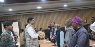 अररिया – जनता दरबार में डीएम ने सुनीं आमजन की समस्याएं, त्वरित निष्पादन के निर्देश