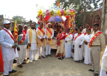 अररिया – महाशिवरात्रि पर जोगबनी में निकली भव्य झांकी व शांति पदयात्रा, हजारों श्रद्धालु हुए शामिल